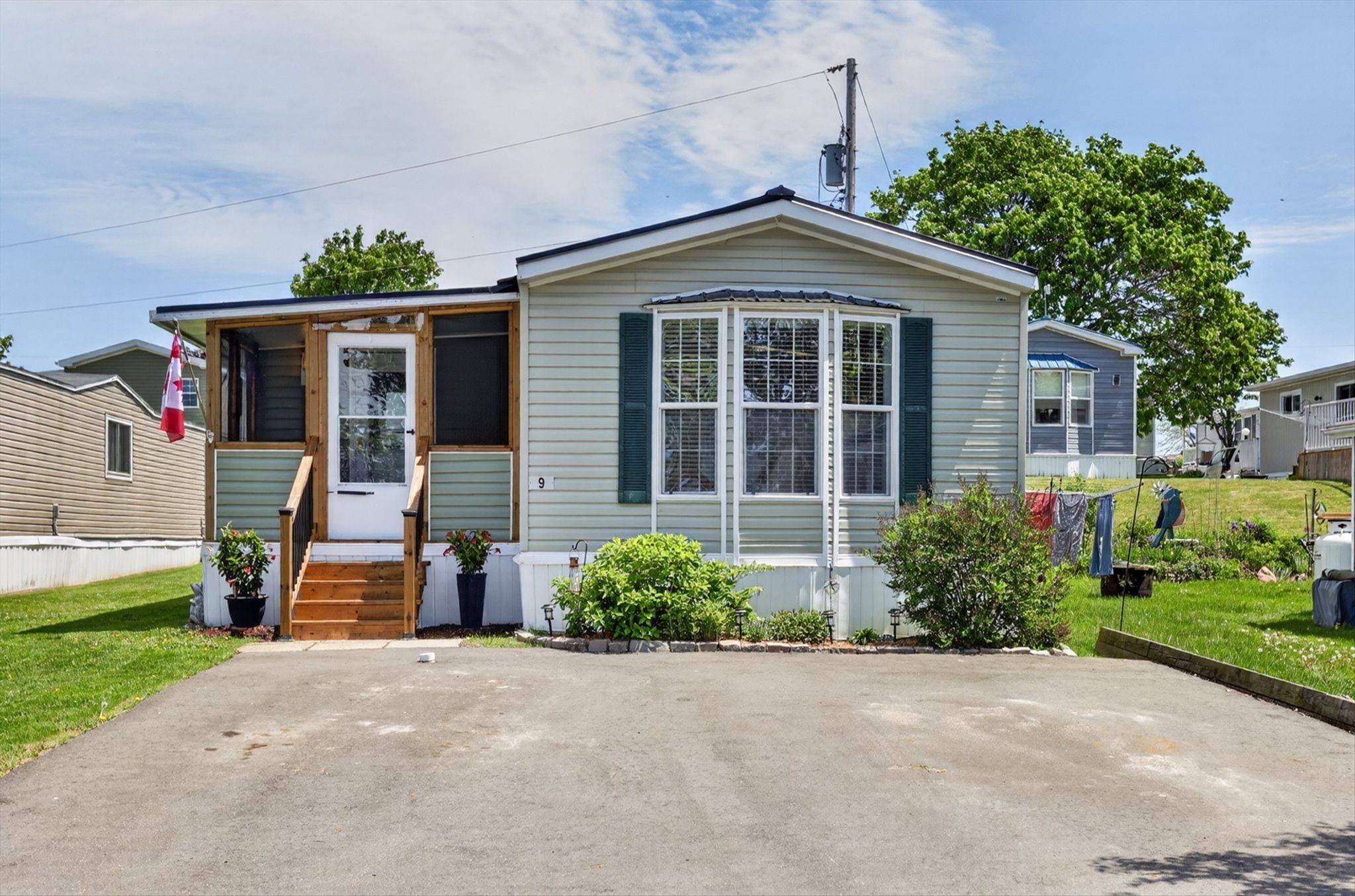 9 Poplar DR, Otonabee-south Monaghan, ON K0L 2G0