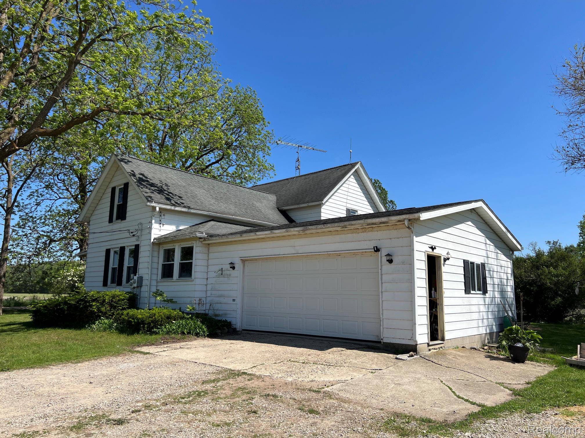 1464 S Force RD, Attica Township, MI 48412