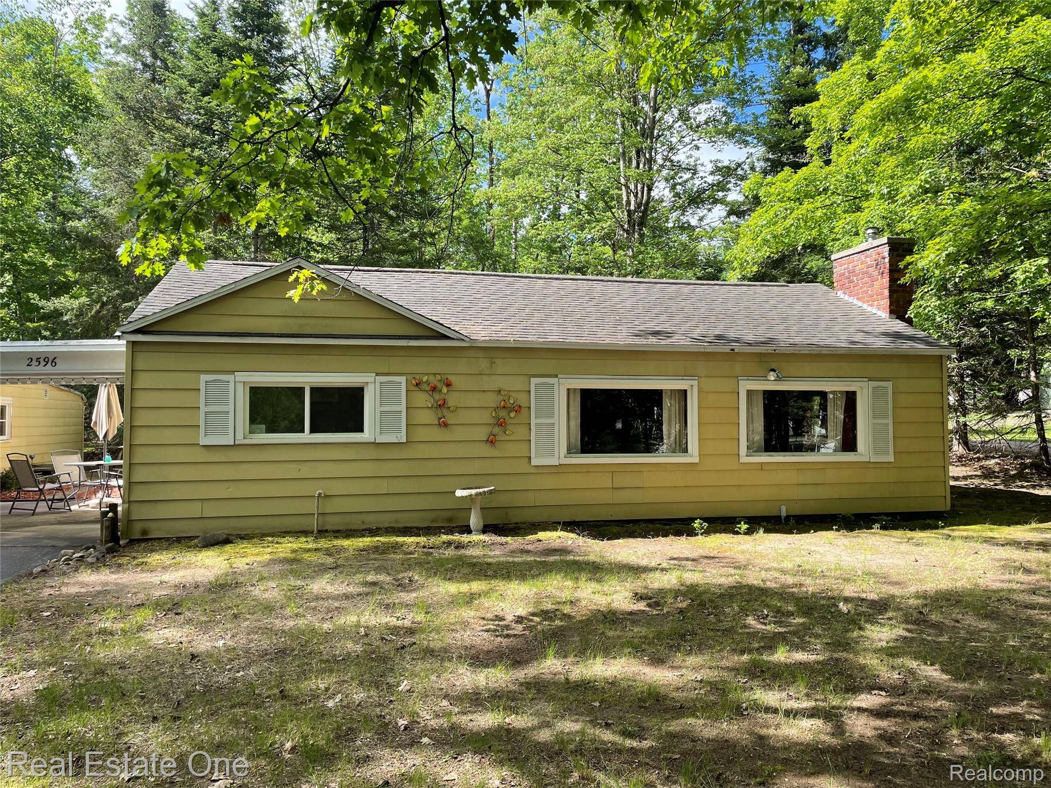 2596 E Fox RD, Alcona Township, MI 48742