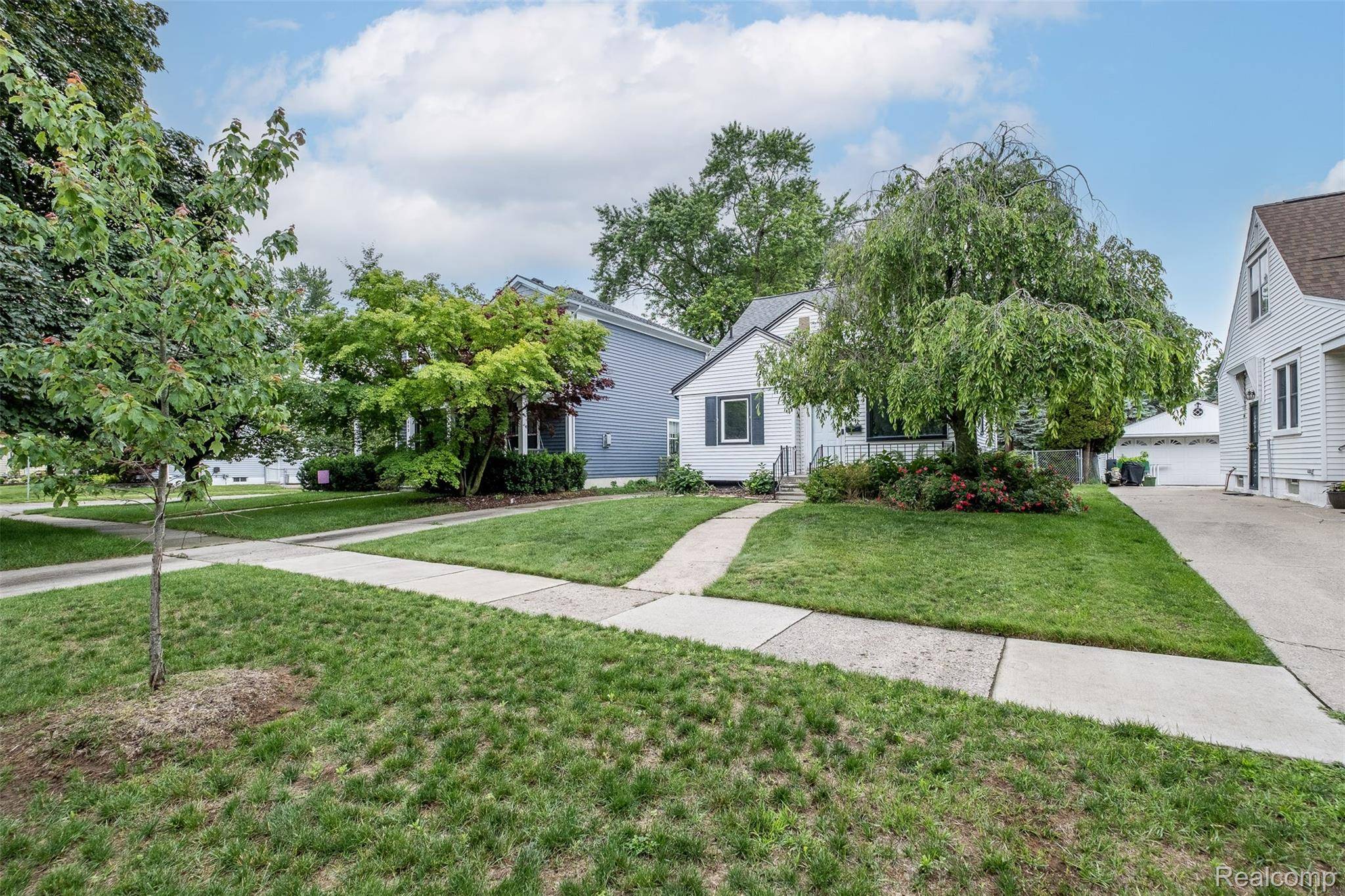 807 Vermont AVE, Royal Oak, MI 48067