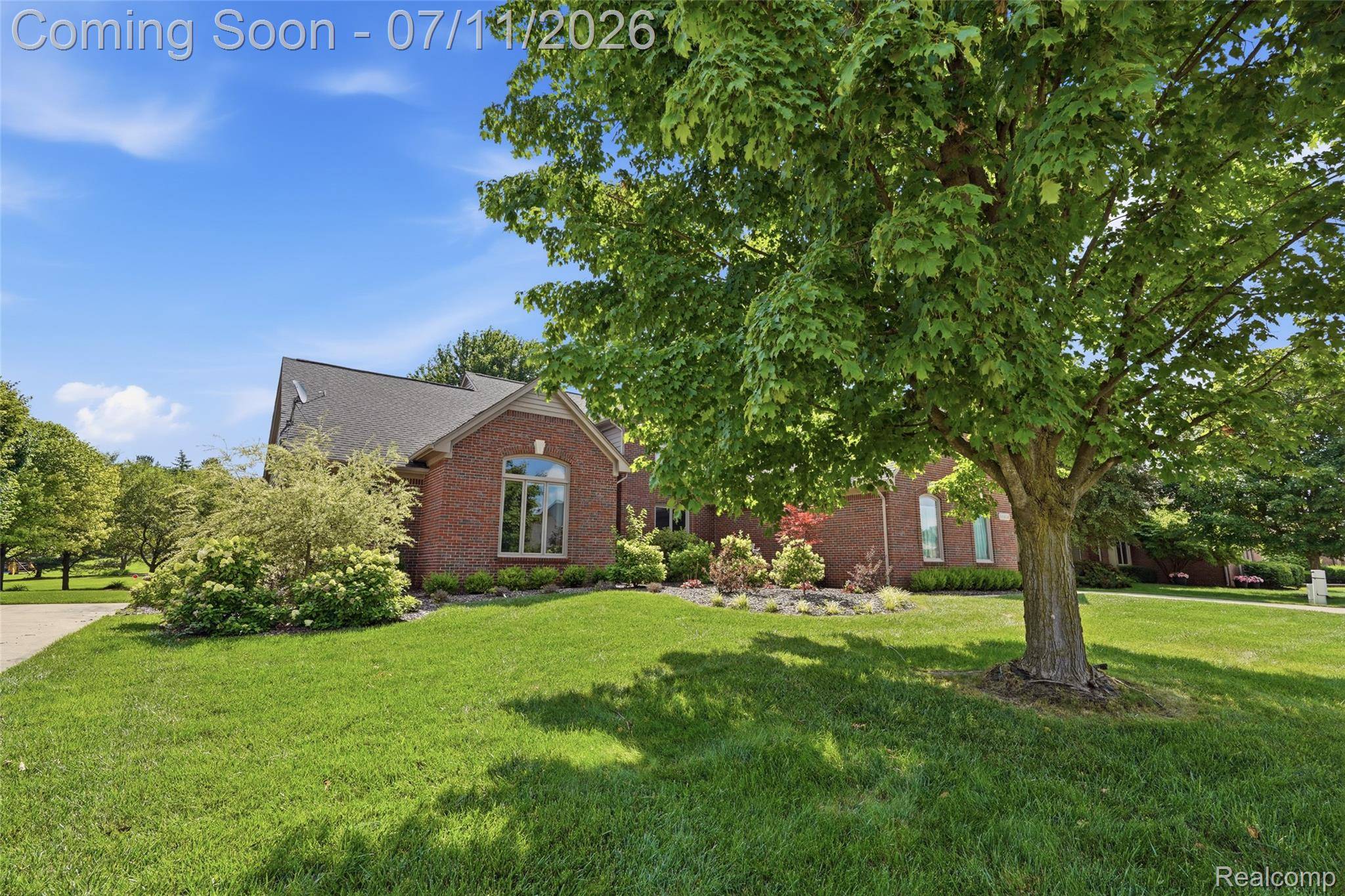54856 Whitby WAY, Shelby Charter Township, MI 48316