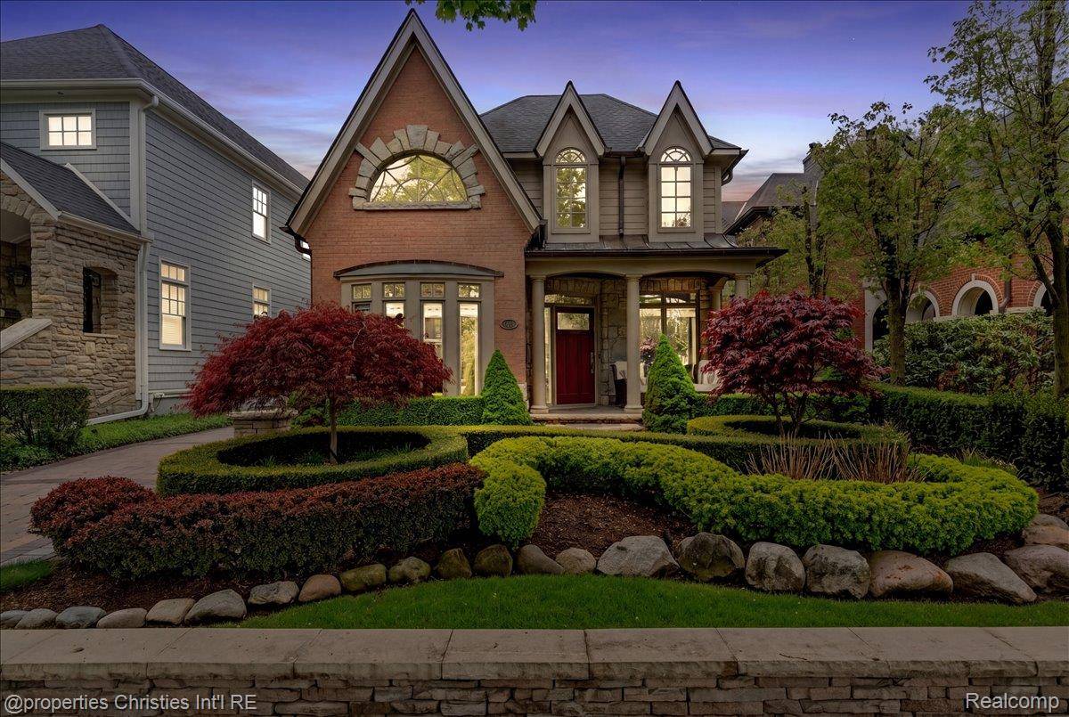 517 W Frank ST, Birmingham, MI 48009