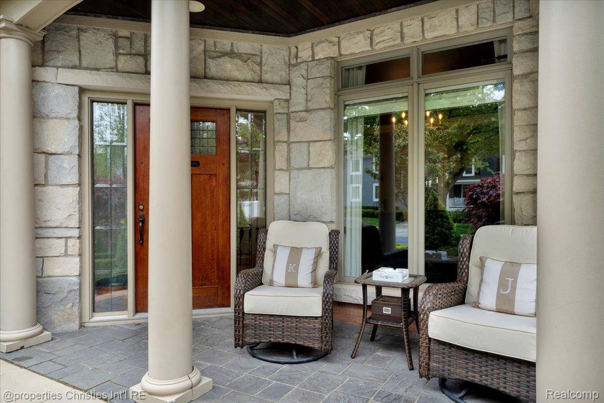 517 W Frank ST, Birmingham, MI 48009