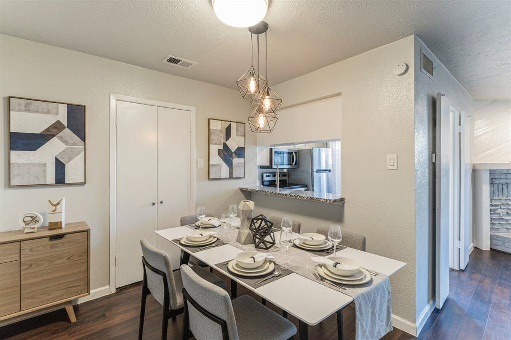 875 Dublin Drive #B, Richardson, TX 75080