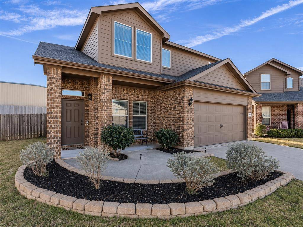 6349 Leaping Fawn Drive, Fort Worth, TX 76179