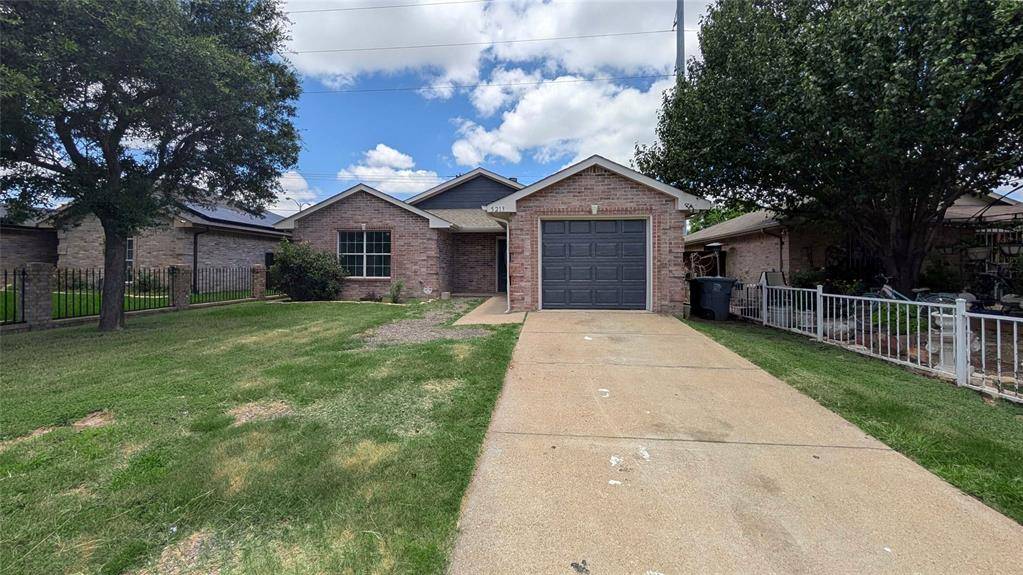 5213 Mimi Court, Dallas, TX 75211