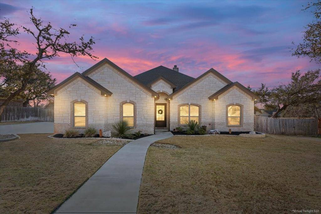 102 Rancho Del Lago Lane, Morgans Point Resort, TX 76513