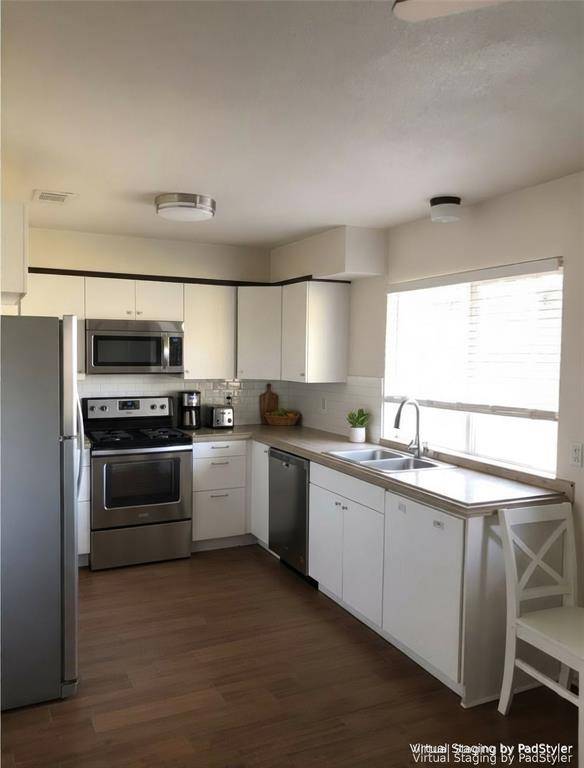 413 Oxford Drive, Sherman, TX 75092