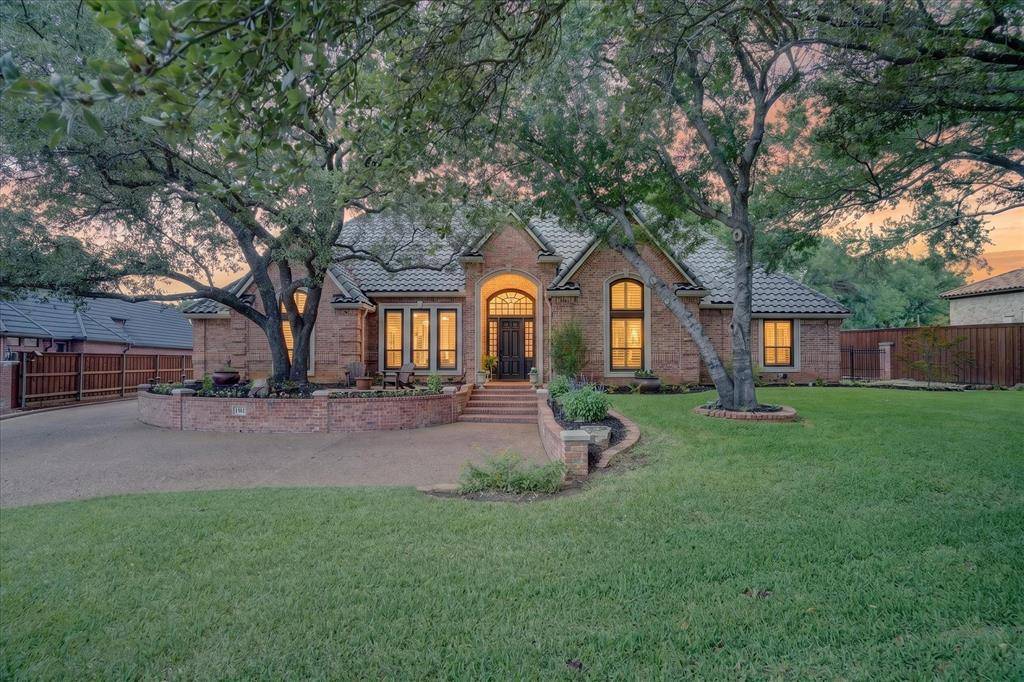 1312 Chatsworth Court E, Colleyville, TX 76034