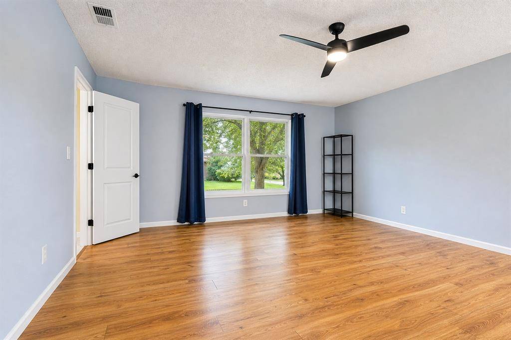 323 Towne House Lane, Richardson, TX 75081