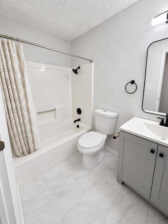 323 Towne House Lane, Richardson, TX 75081