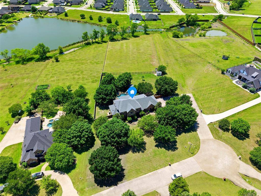 5079 April Lane, Waxahachie, TX 75165