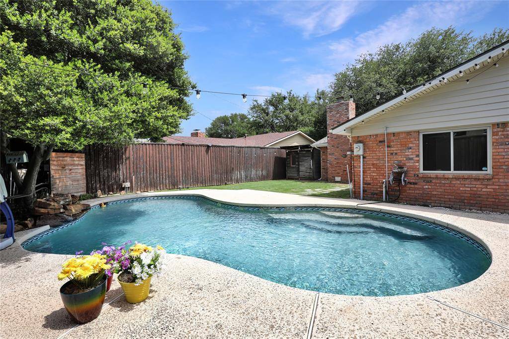 1113 Mossvine Drive, Plano, TX 75023