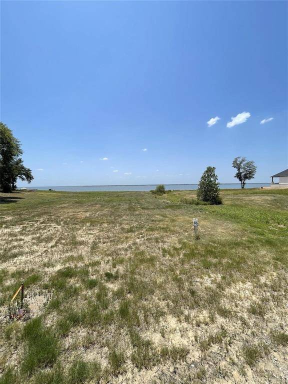 766 Sunset Court, Mabank, TX 75143