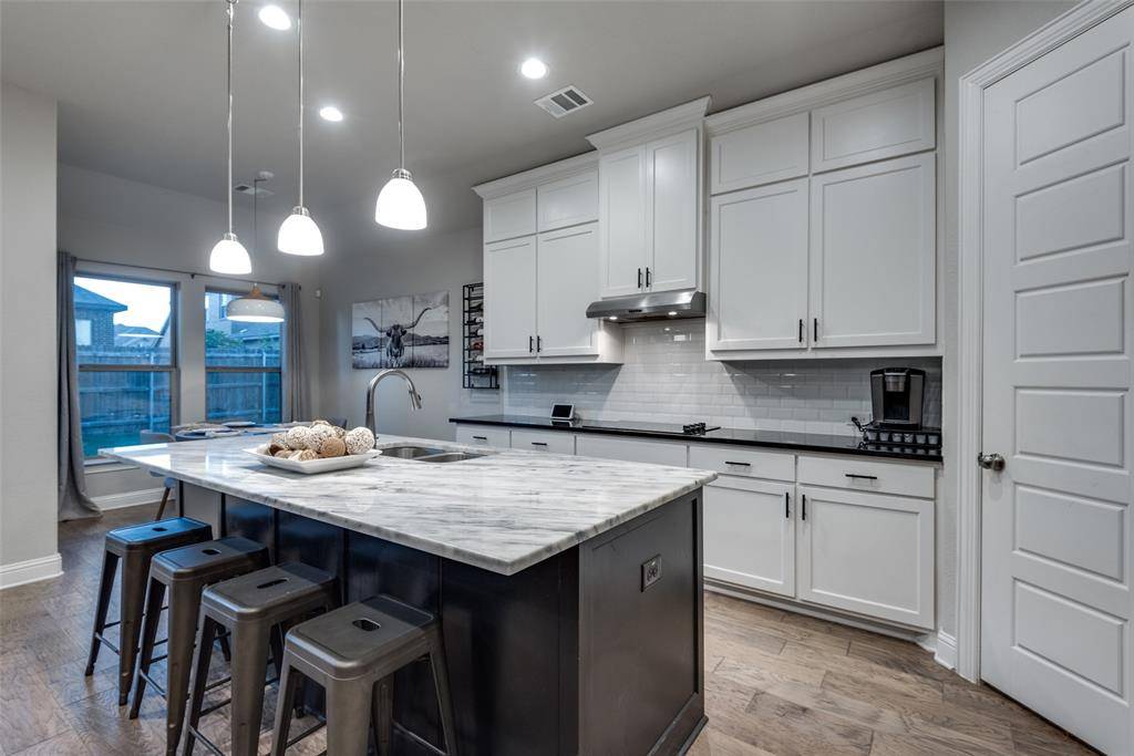 4033 Orchard Park Lane, Midlothian, TX 76065