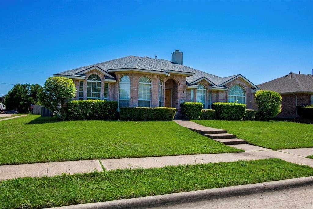 3722 Arbordale Lane, Sachse, TX 75048