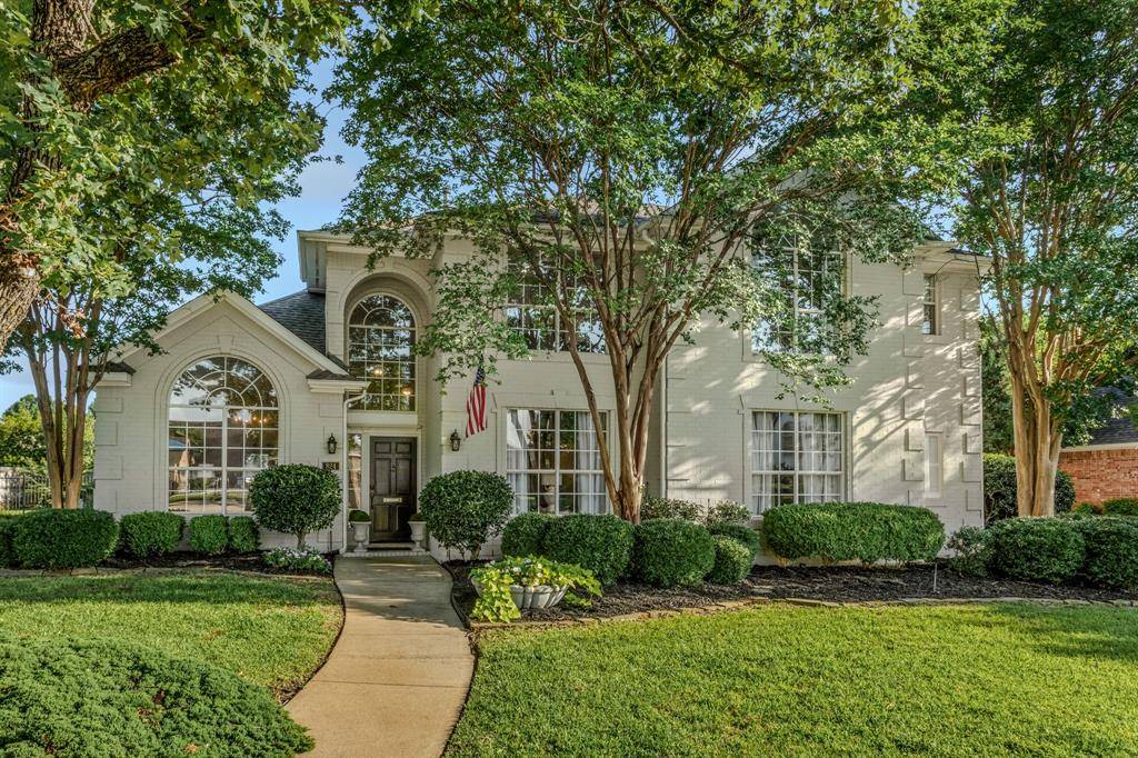 824 Forest Lakes Drive, Keller, TX 76248