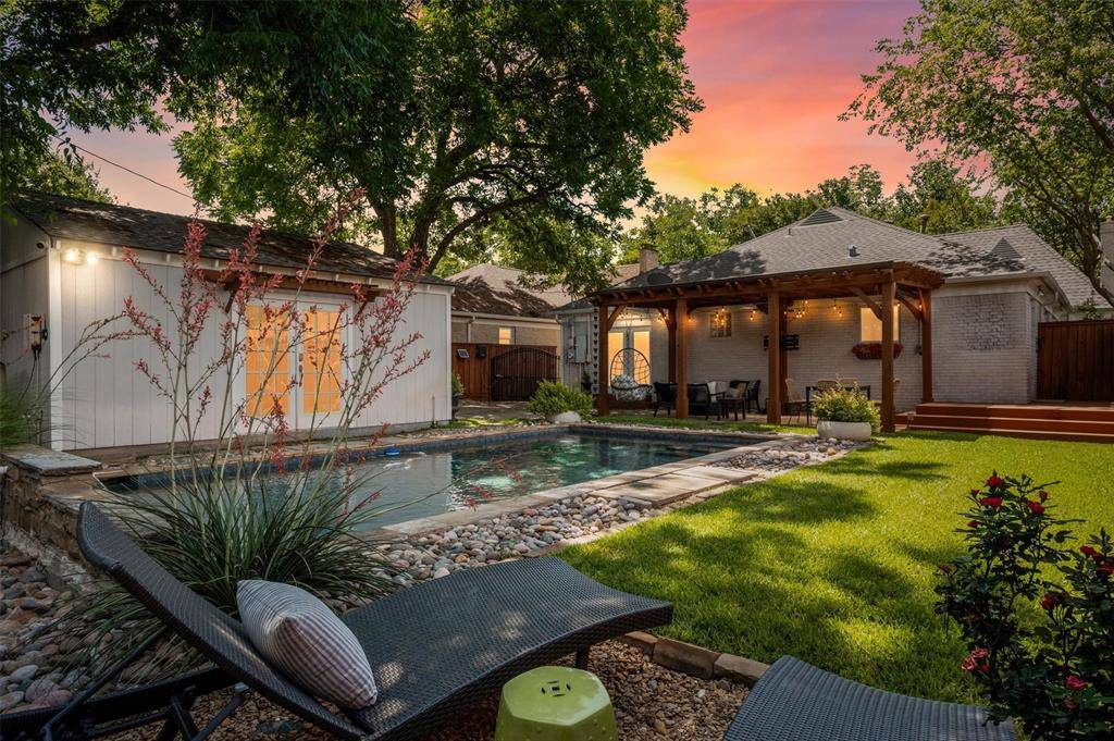 5621 Mccommas Boulevard, Dallas, TX 75206