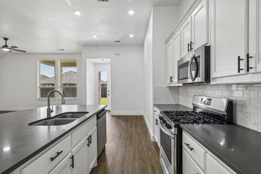1506 Calcot Lane, Forney, TX 75126