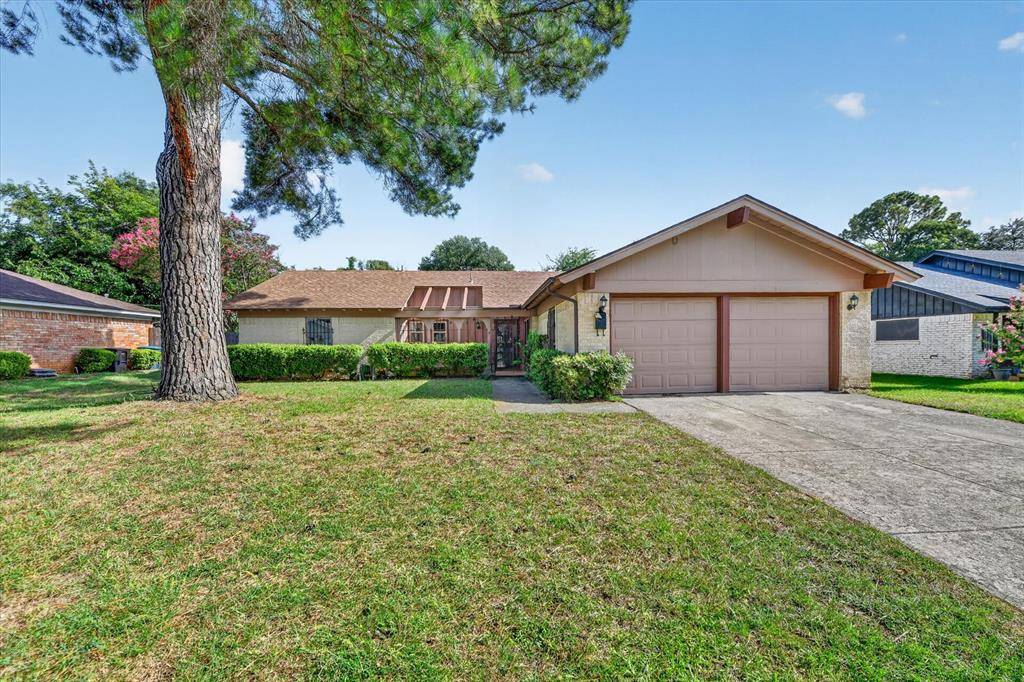 7312 Vanessa Drive, Fort Worth, TX 76112