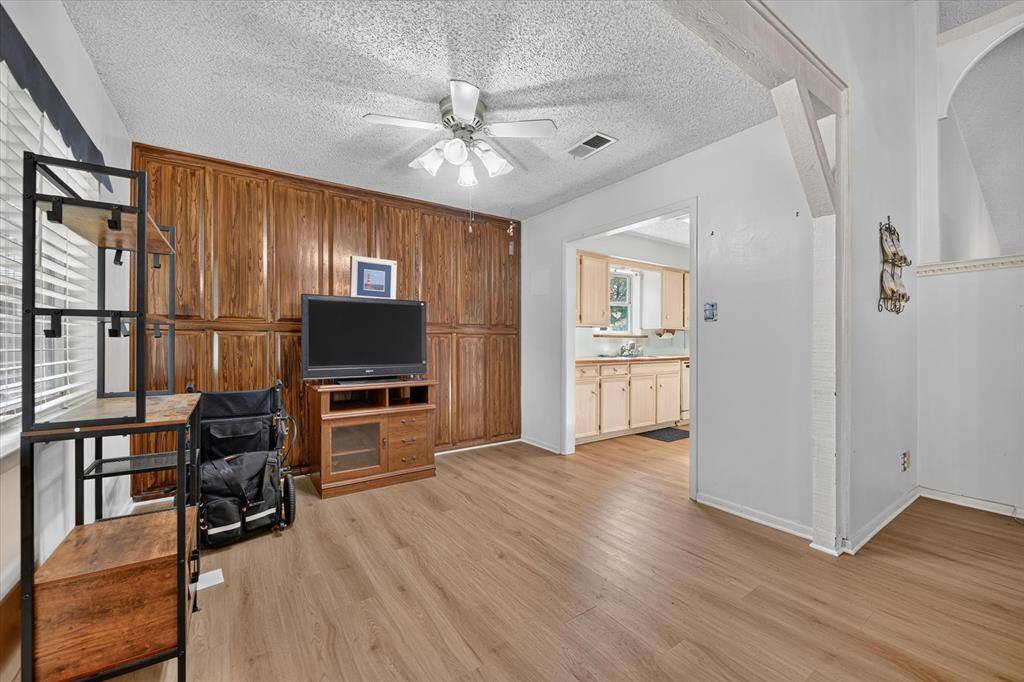 7312 Vanessa Drive, Fort Worth, TX 76112