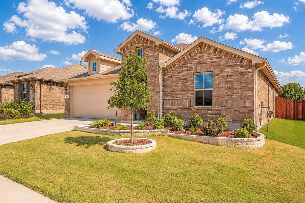 860 Round Robin Lane, Fort Worth, TX 76131