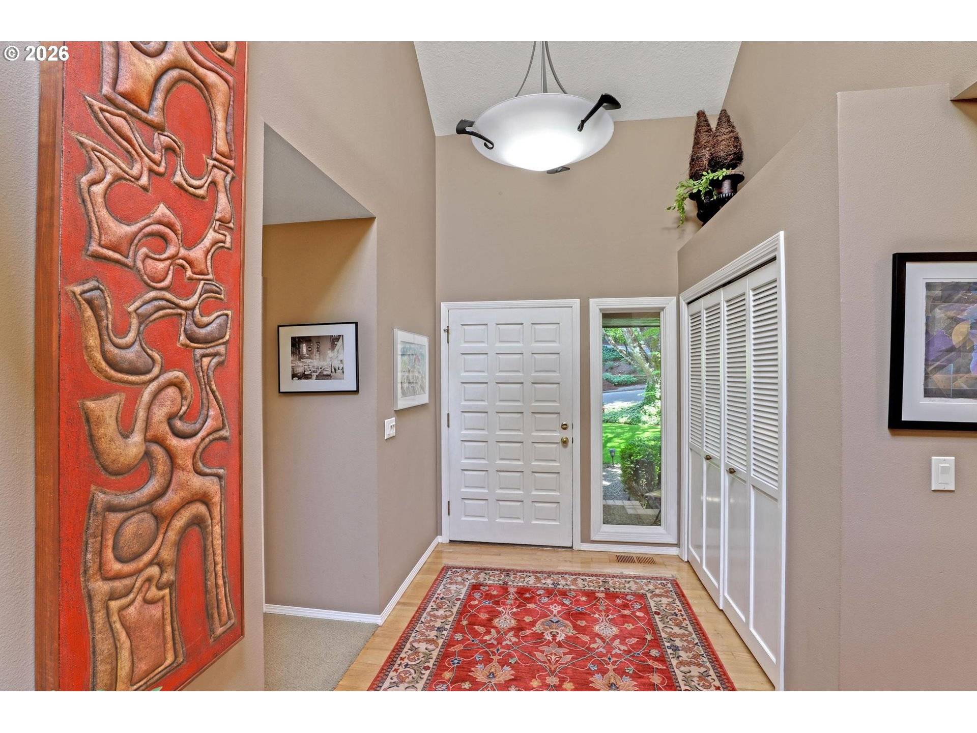 1933 SW BROADLEAF DR, Portland, OR 97219