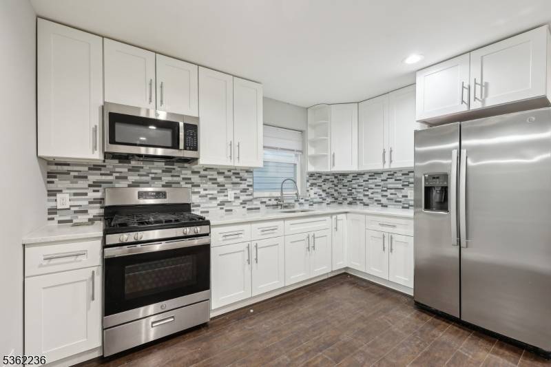 253 N 4Th St, Paterson City, NJ 07522