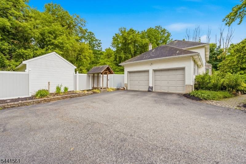 3 Butternut Dr, Vernon Twp., NJ 07462