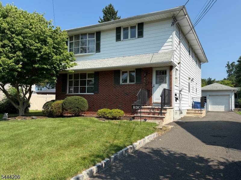 830 2Nd St #830, Dunellen Boro, NJ 08812