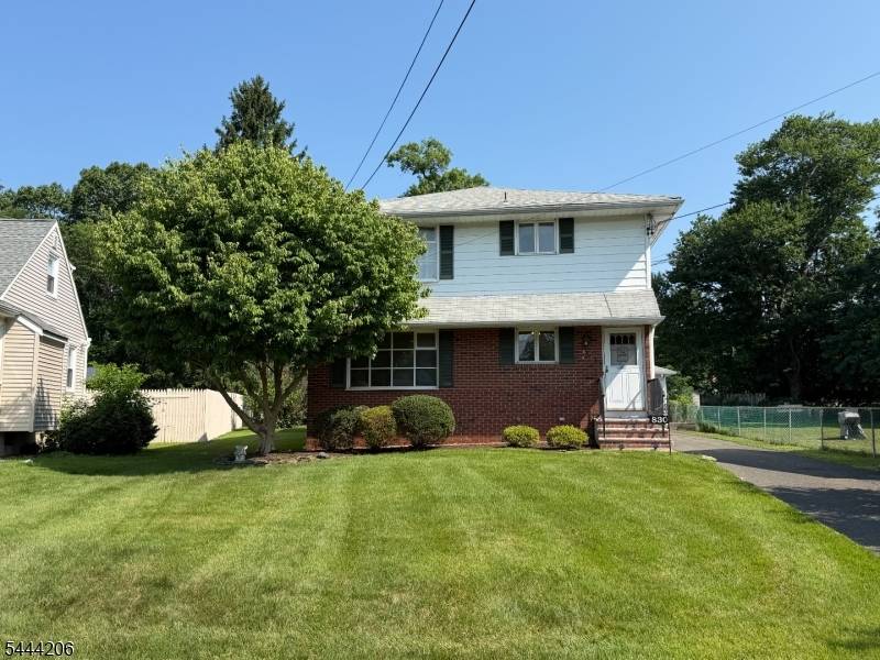 830 2Nd St #830, Dunellen Boro, NJ 08812