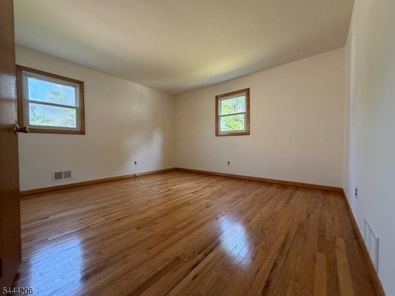 830 2Nd St #830, Dunellen Boro, NJ 08812