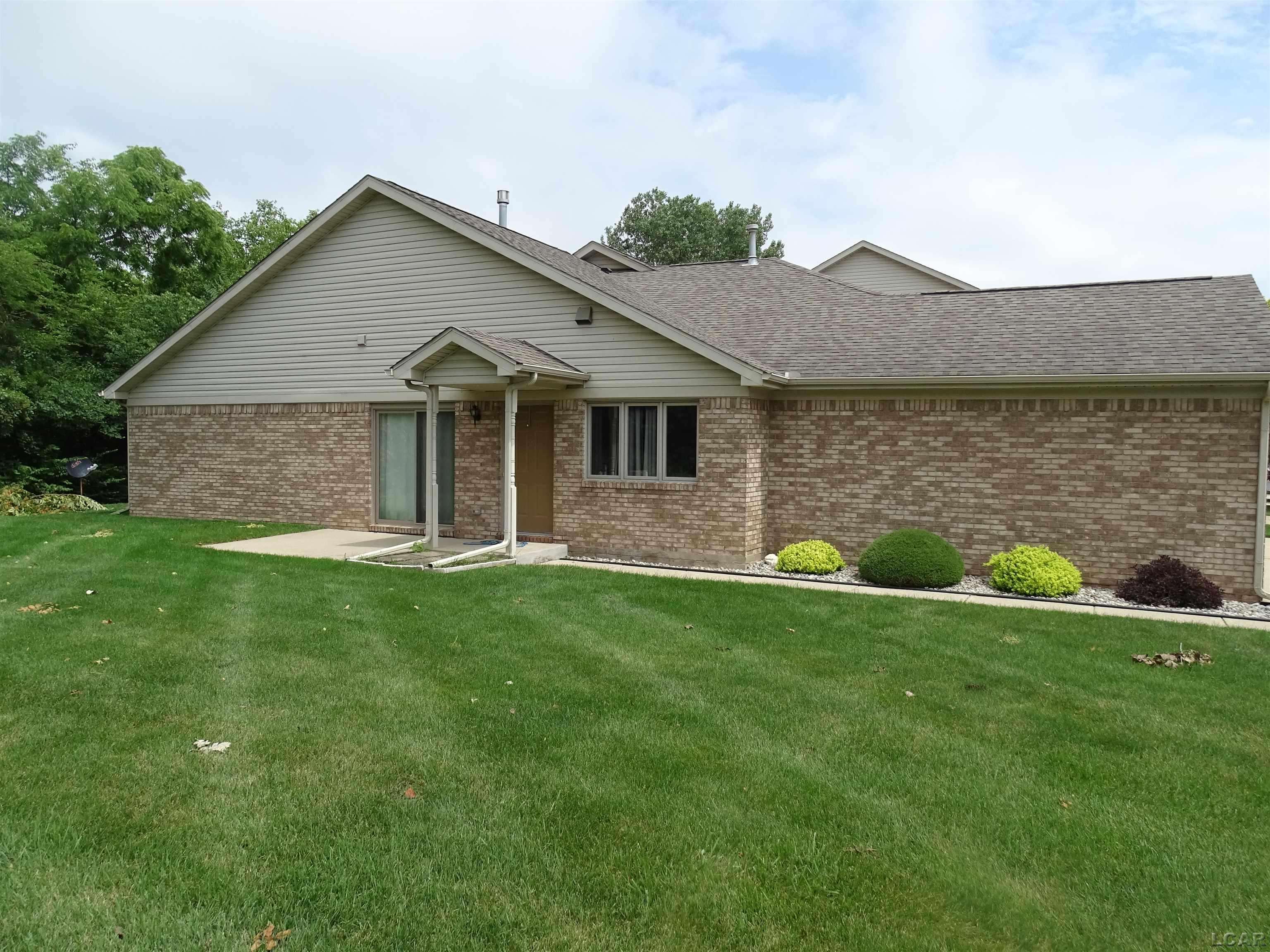 901 May DR, Monroe, MI 48161