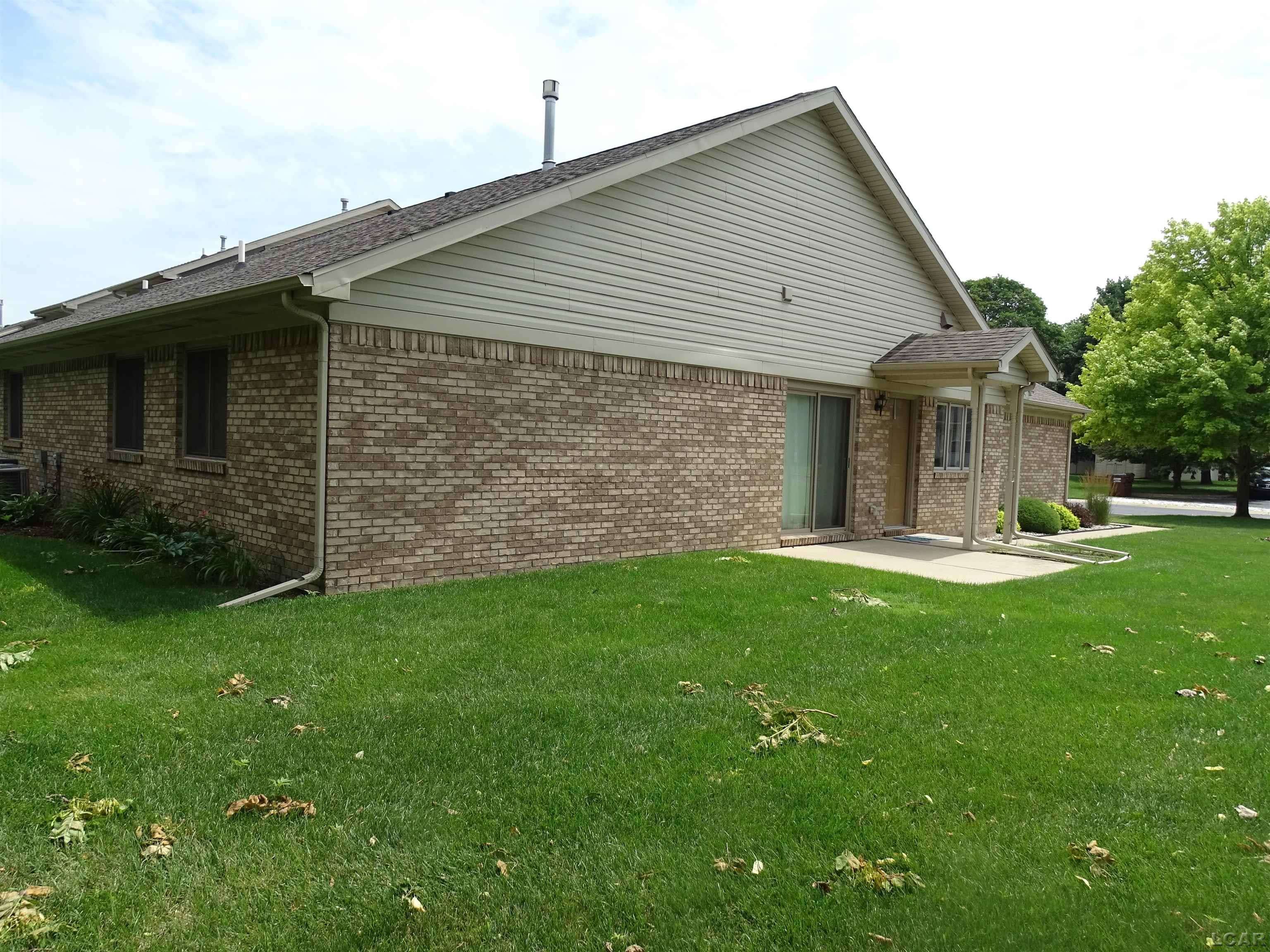 901 May DR, Monroe, MI 48161
