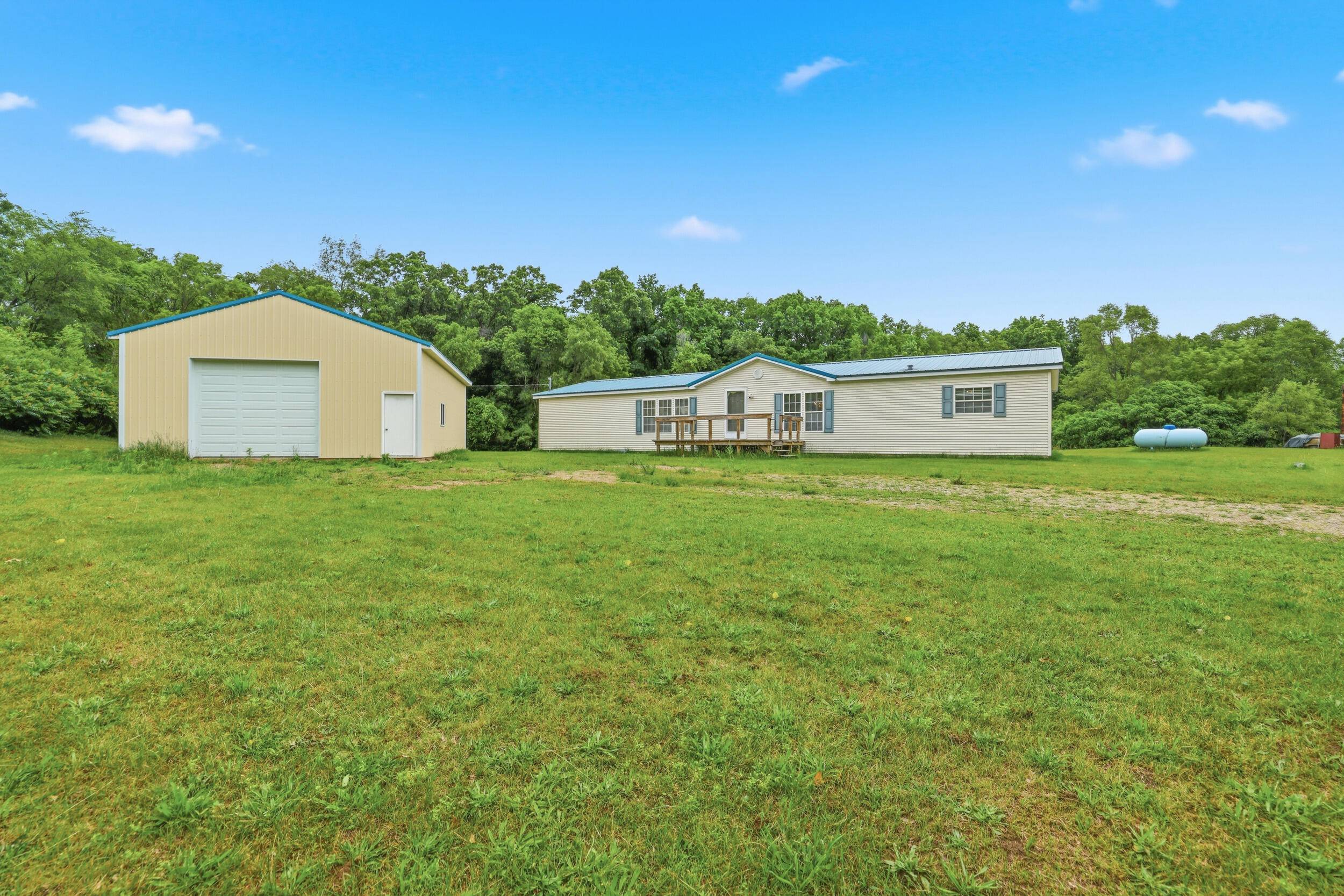 11224 Ronald DR, Orangeville Twp, MI 49046