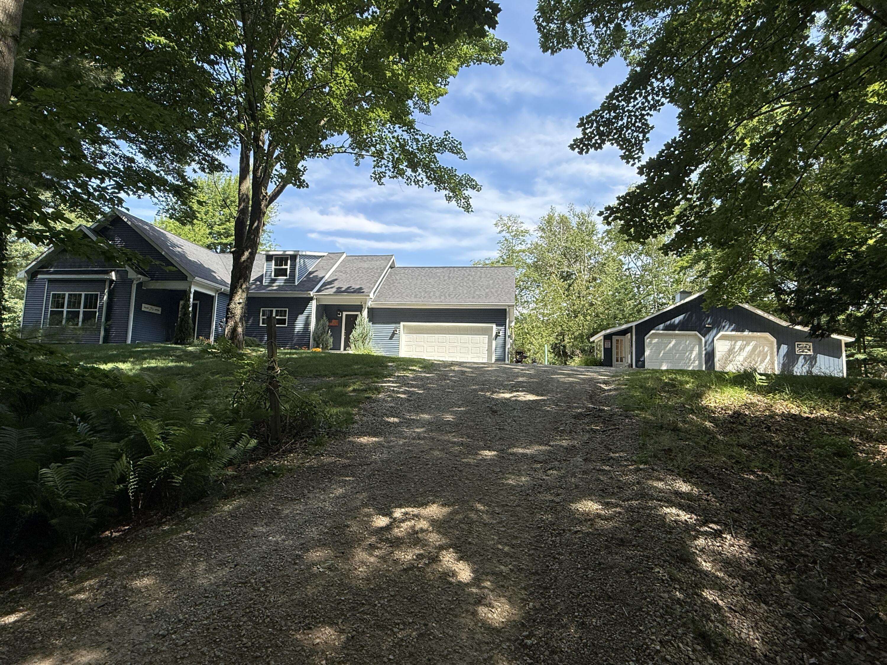 6774 Mears RD, Hamlin Twp, MI 49431
