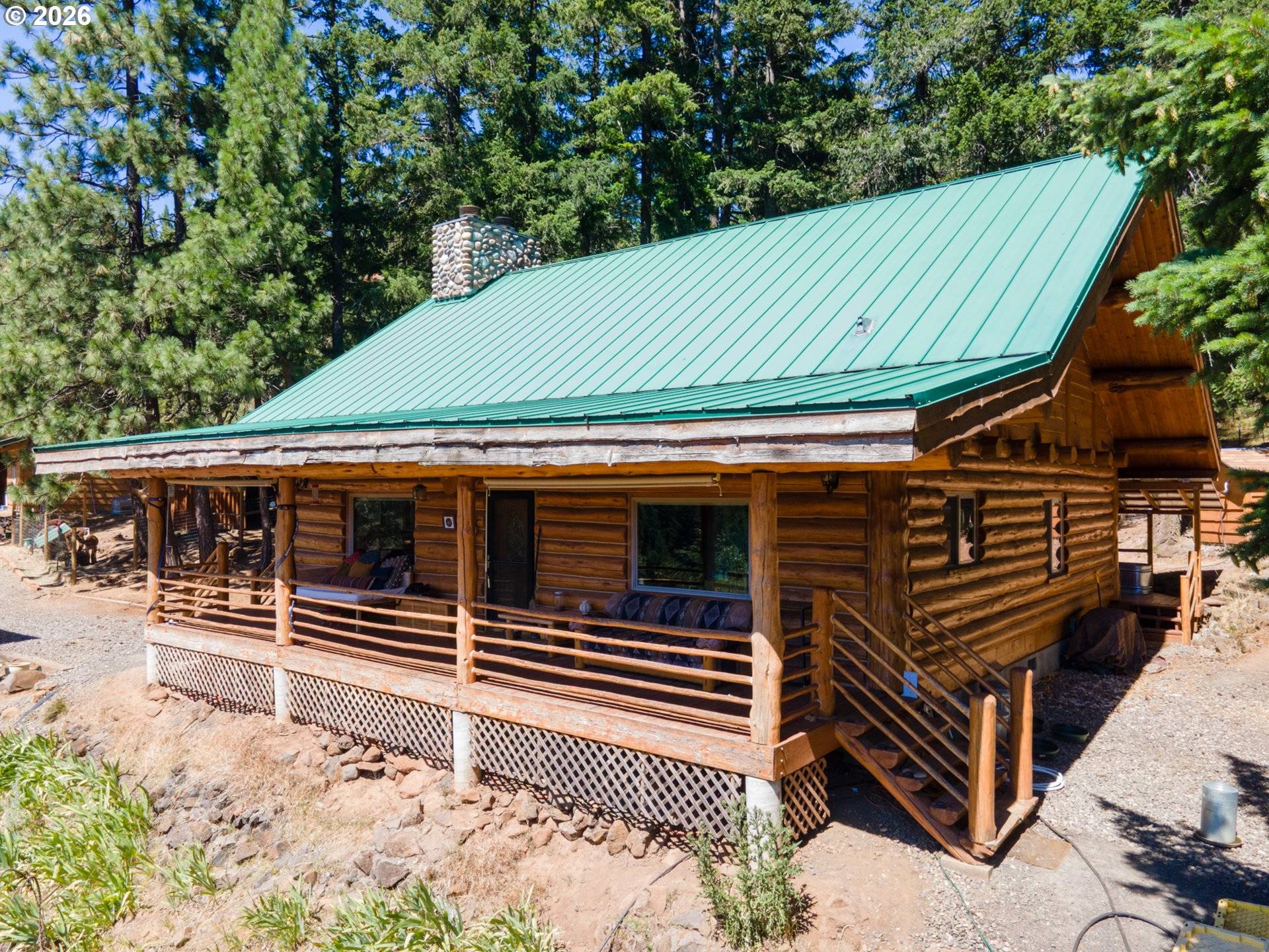 82 MEADOWS LOOP, Lyle, WA 98635