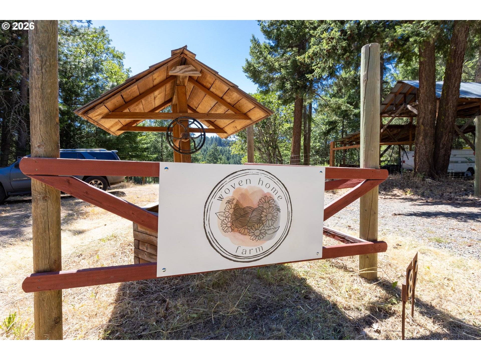 82 MEADOWS LOOP, Lyle, WA 98635