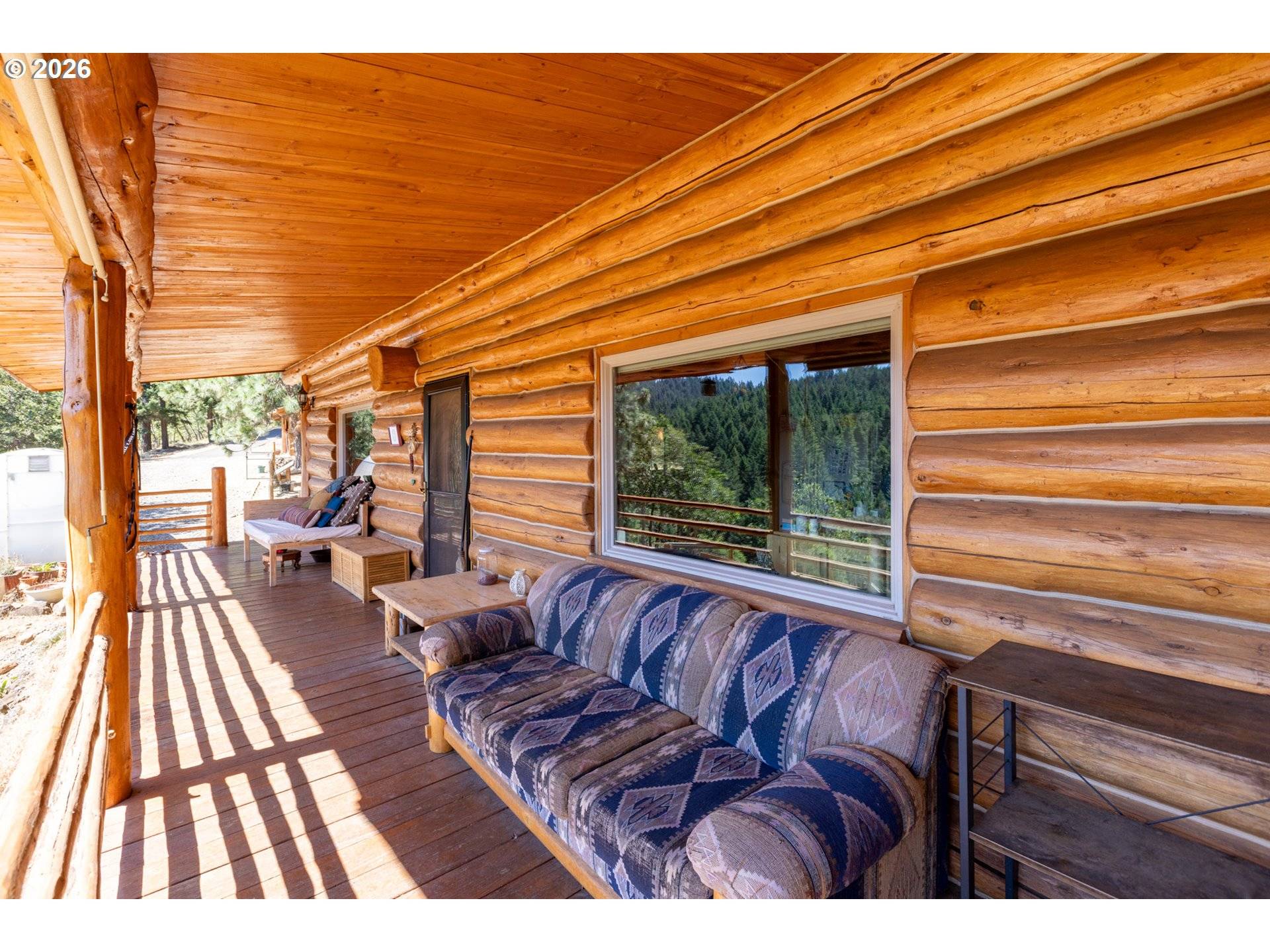 82 MEADOWS LOOP, Lyle, WA 98635