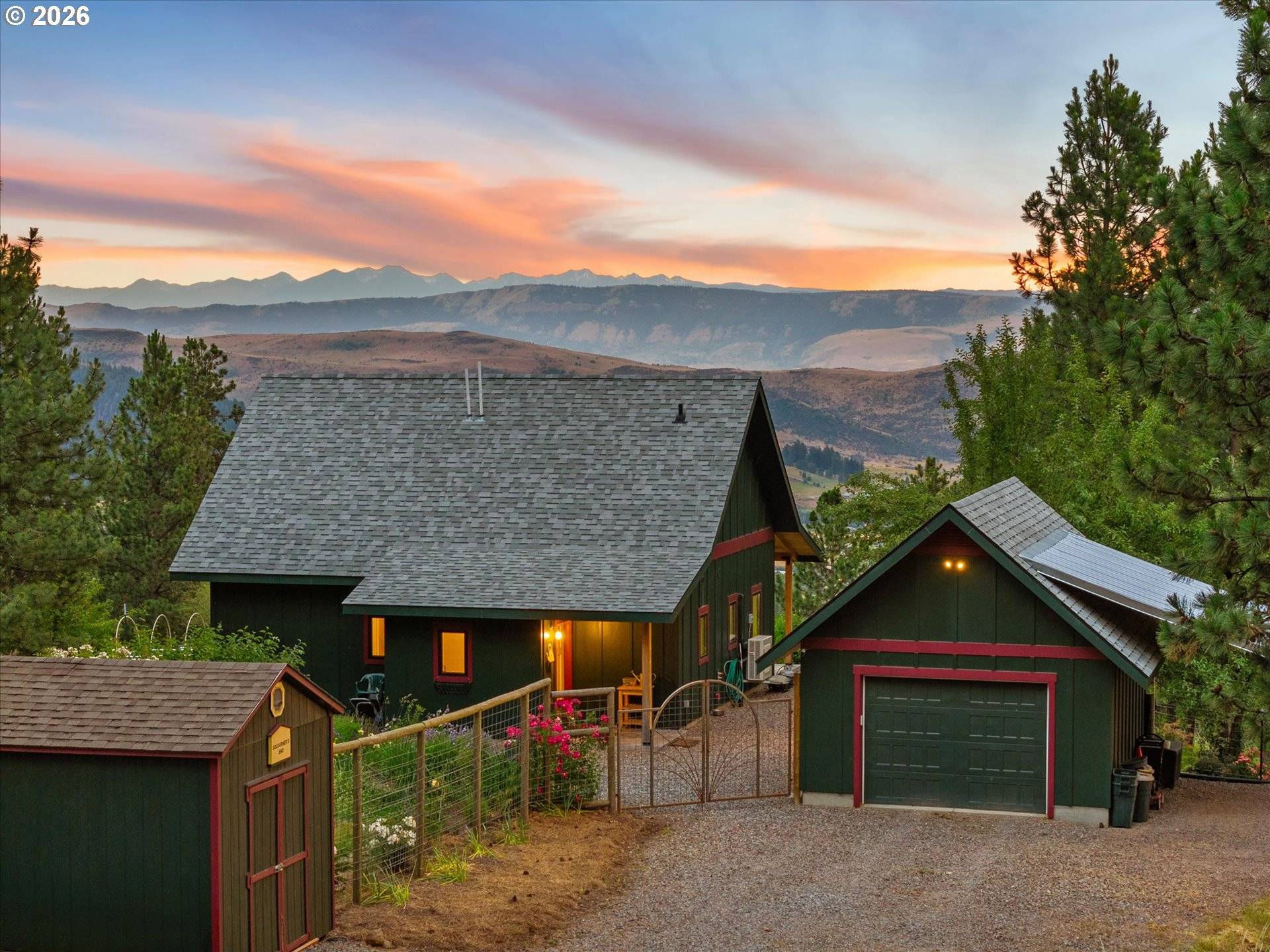 70170 Fletcher LN, Cove, OR 97824