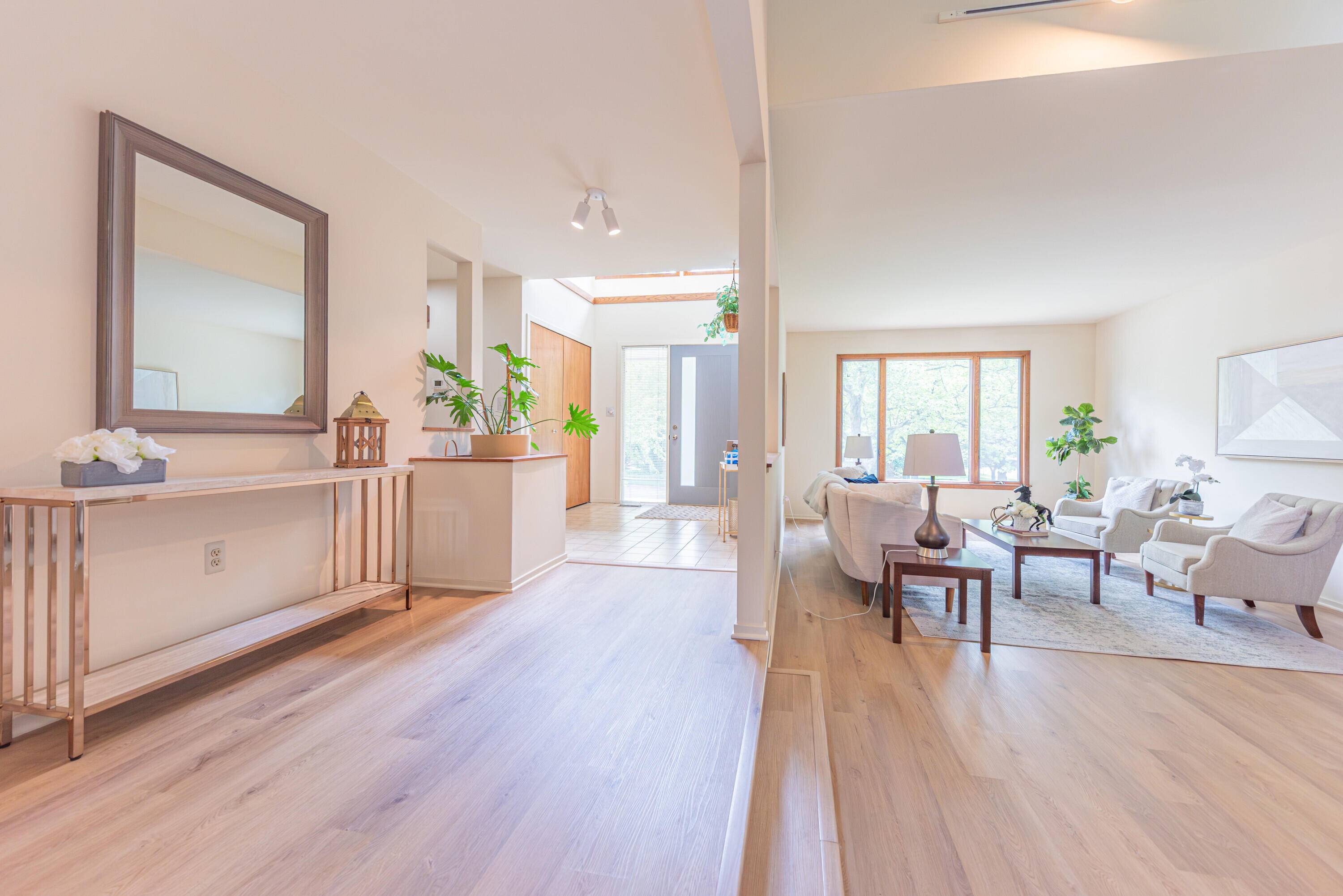 2401 Placid WAY, Ann Arbor, MI 48105