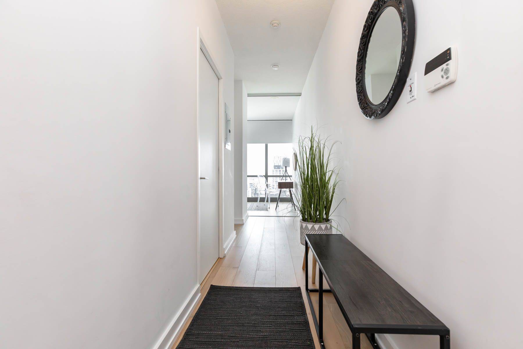33 Mill ST #1502, Toronto C08, ON M5A 3R3