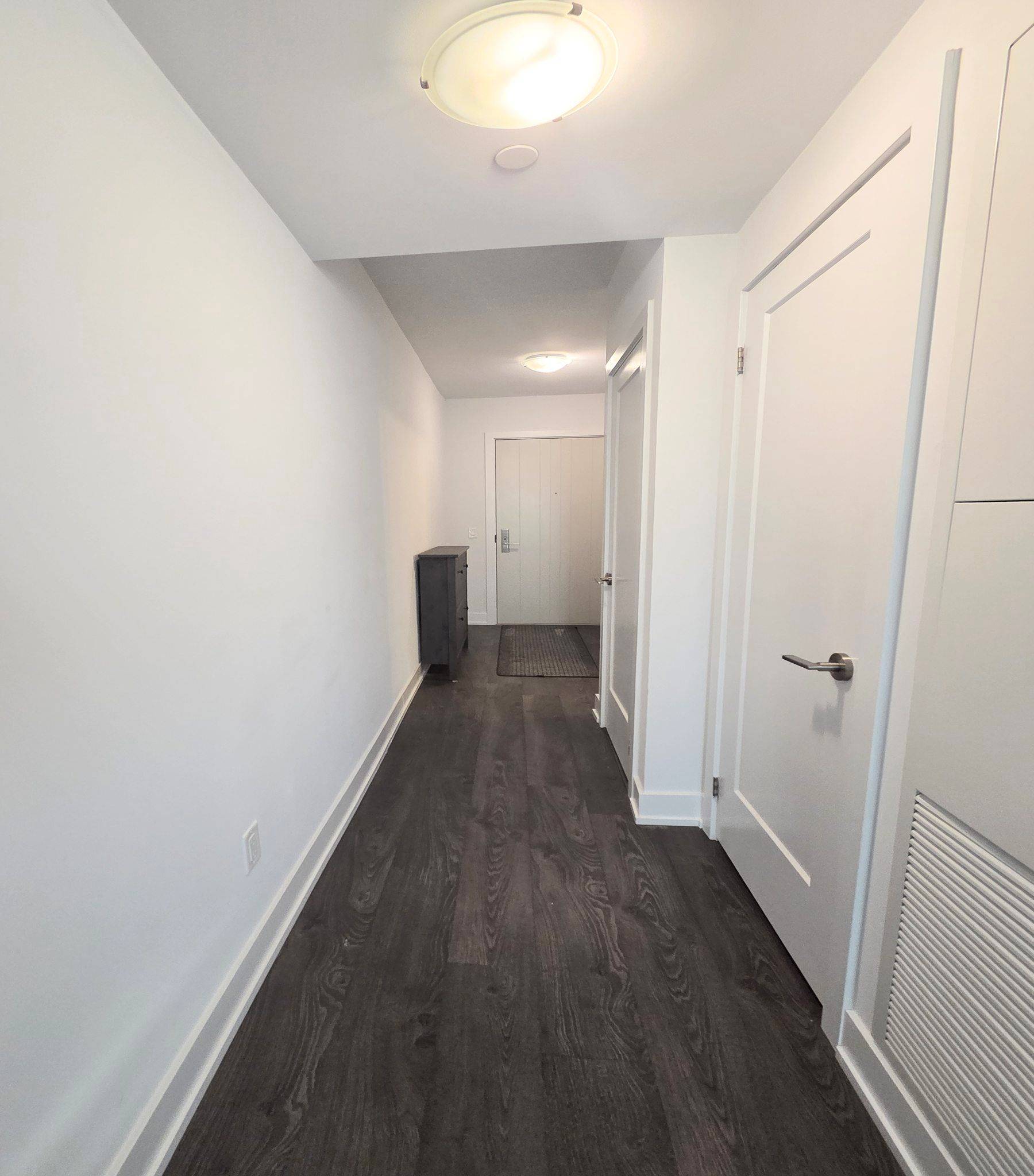 2550 Simcoe ST N #2402, Oshawa, ON L1L 0R5