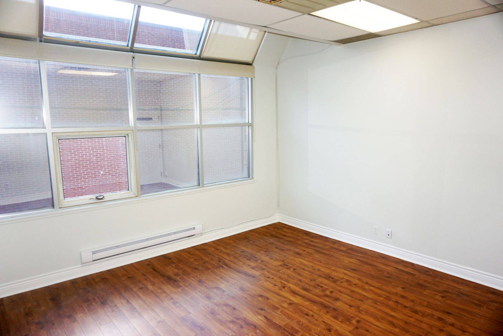 457 Danforth AVE, Toronto E01, ON M4K 1P1
