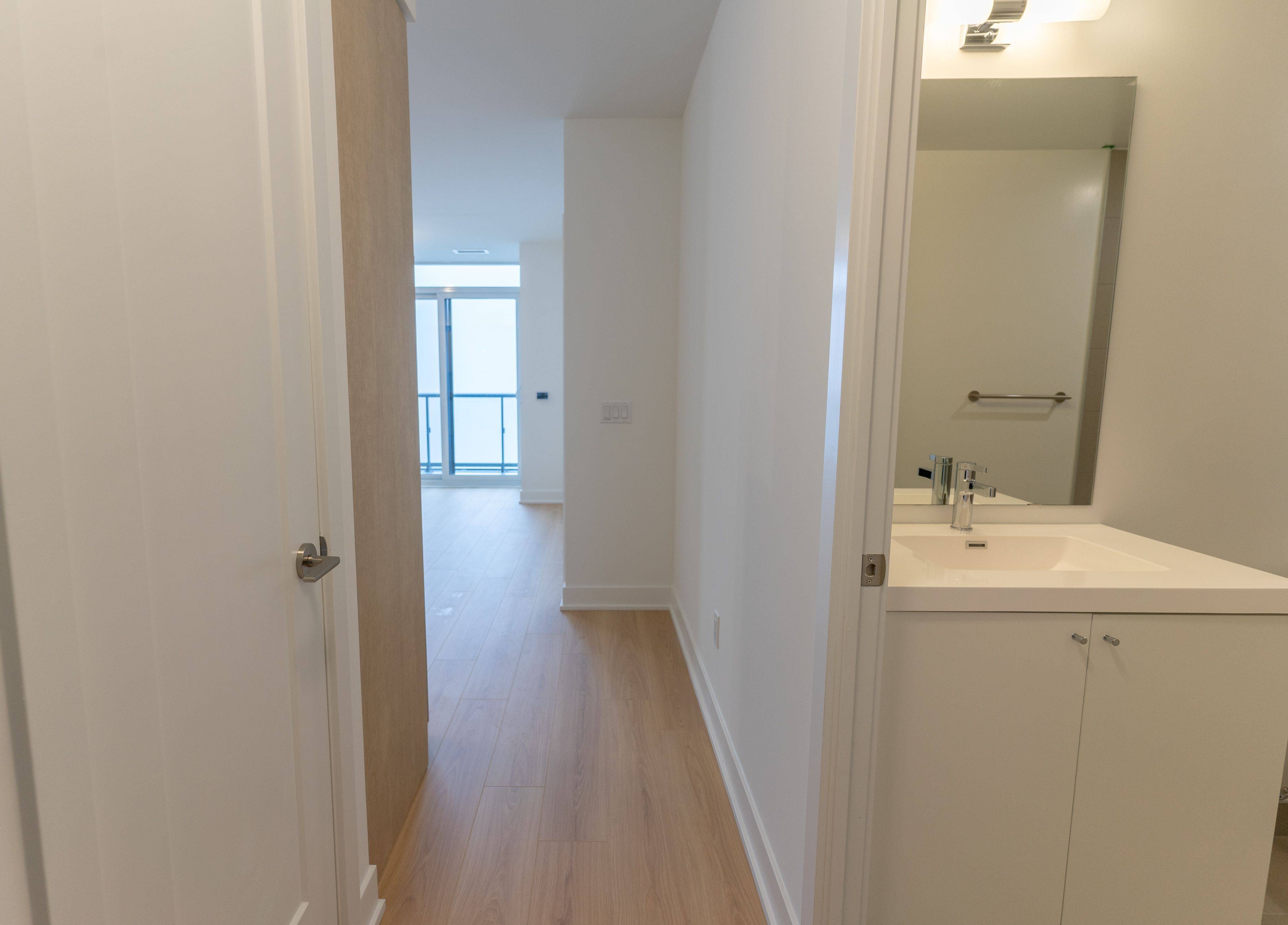 2545 Simcoe ST N #906, Oshawa, ON L1L 0W3