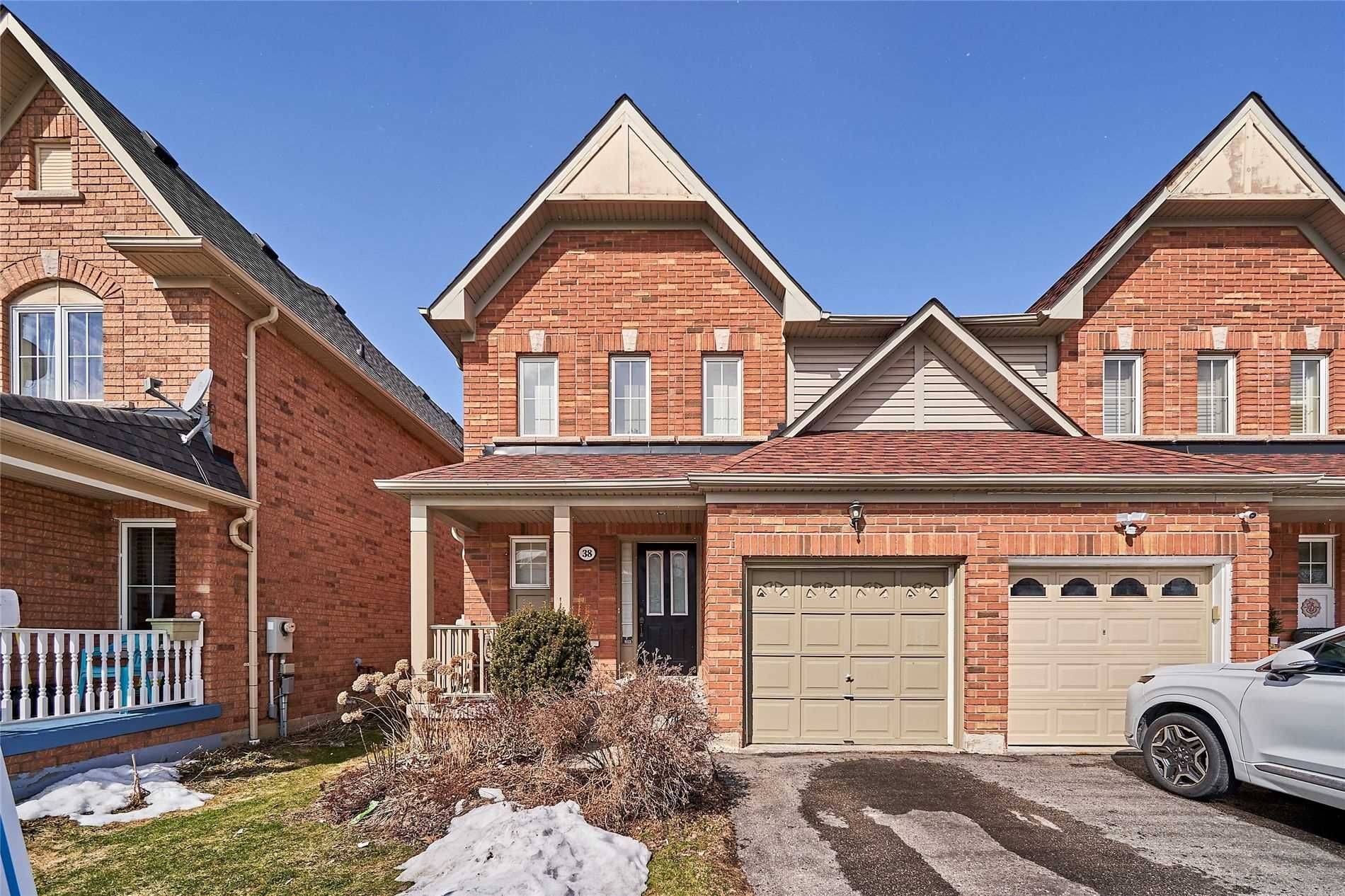 38 Tansley CRES, Ajax, ON L1Z 1Y5