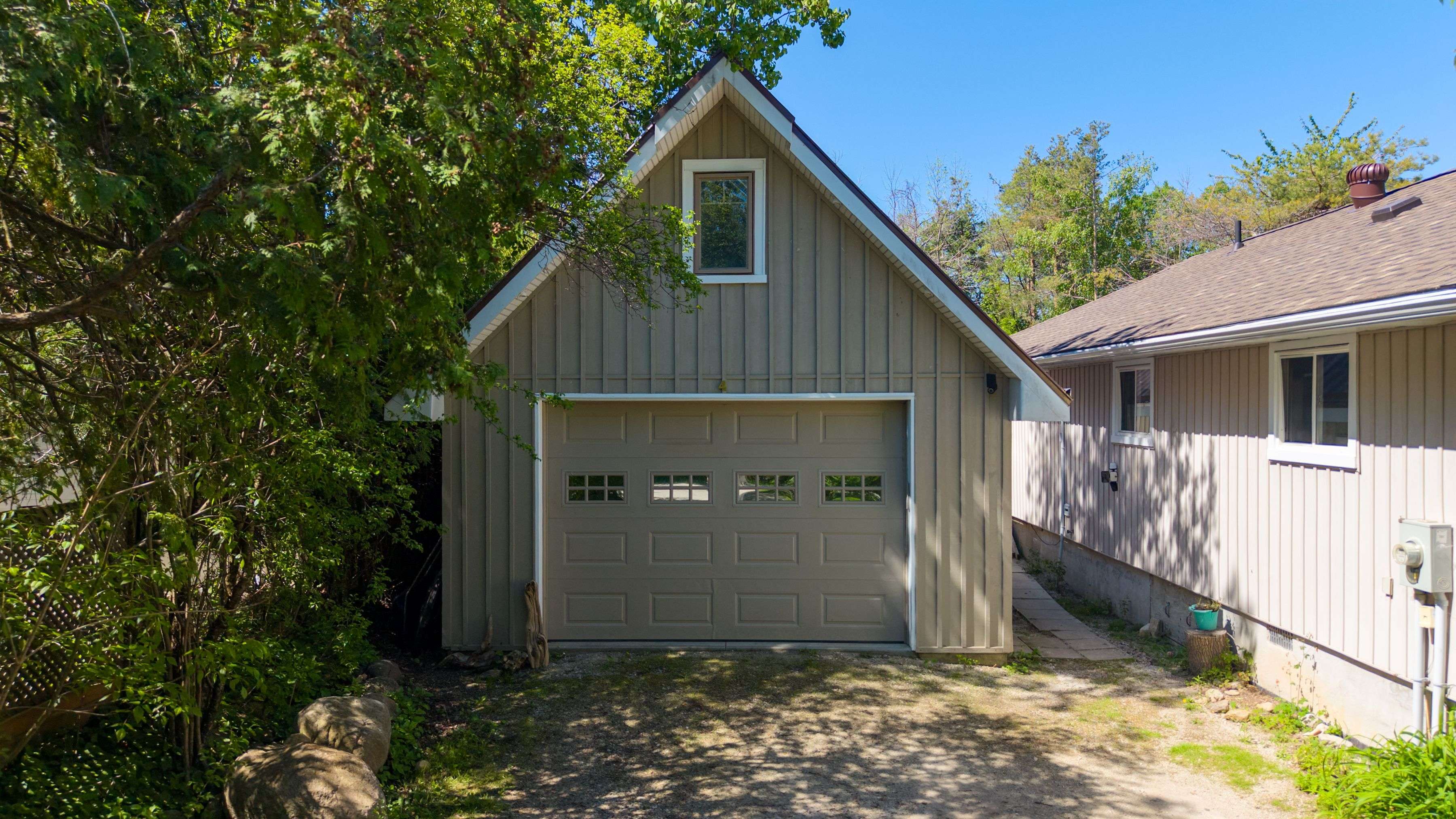 4 Parkside AVE, Collingwood, ON L9Y 5P3