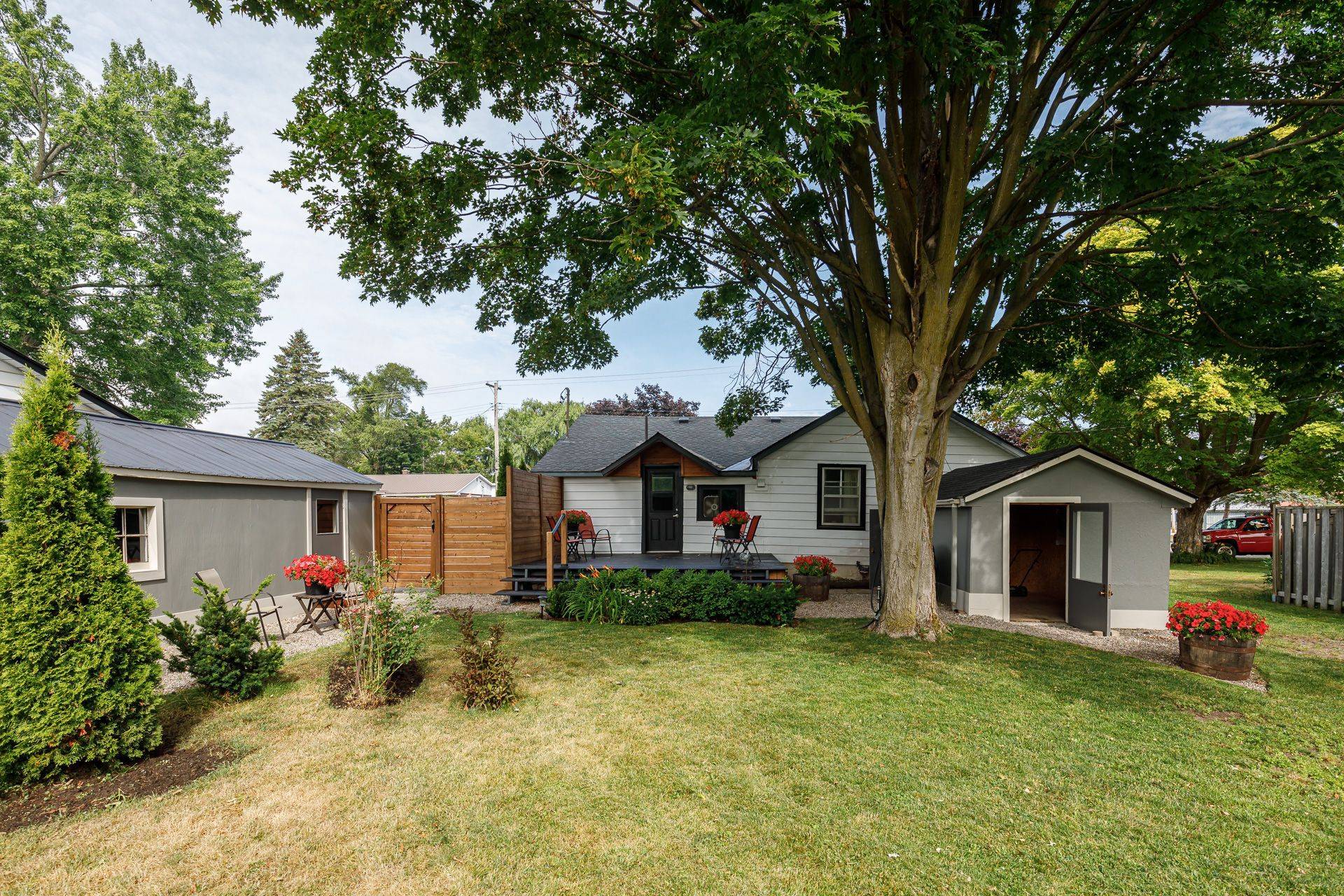 231 Superior ST, Clearview, ON L0M 1S0