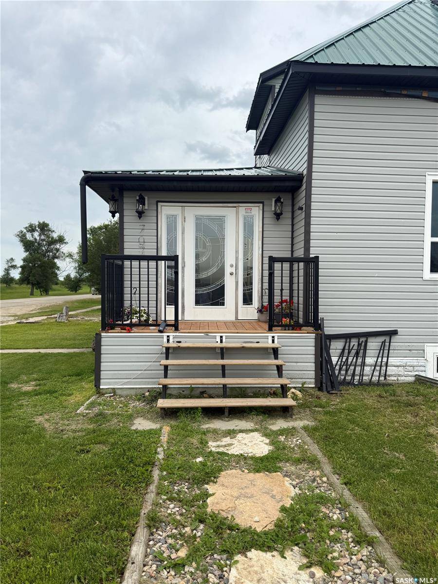 707 Railway AVENUE, Neudorf, SK S0A 2T0