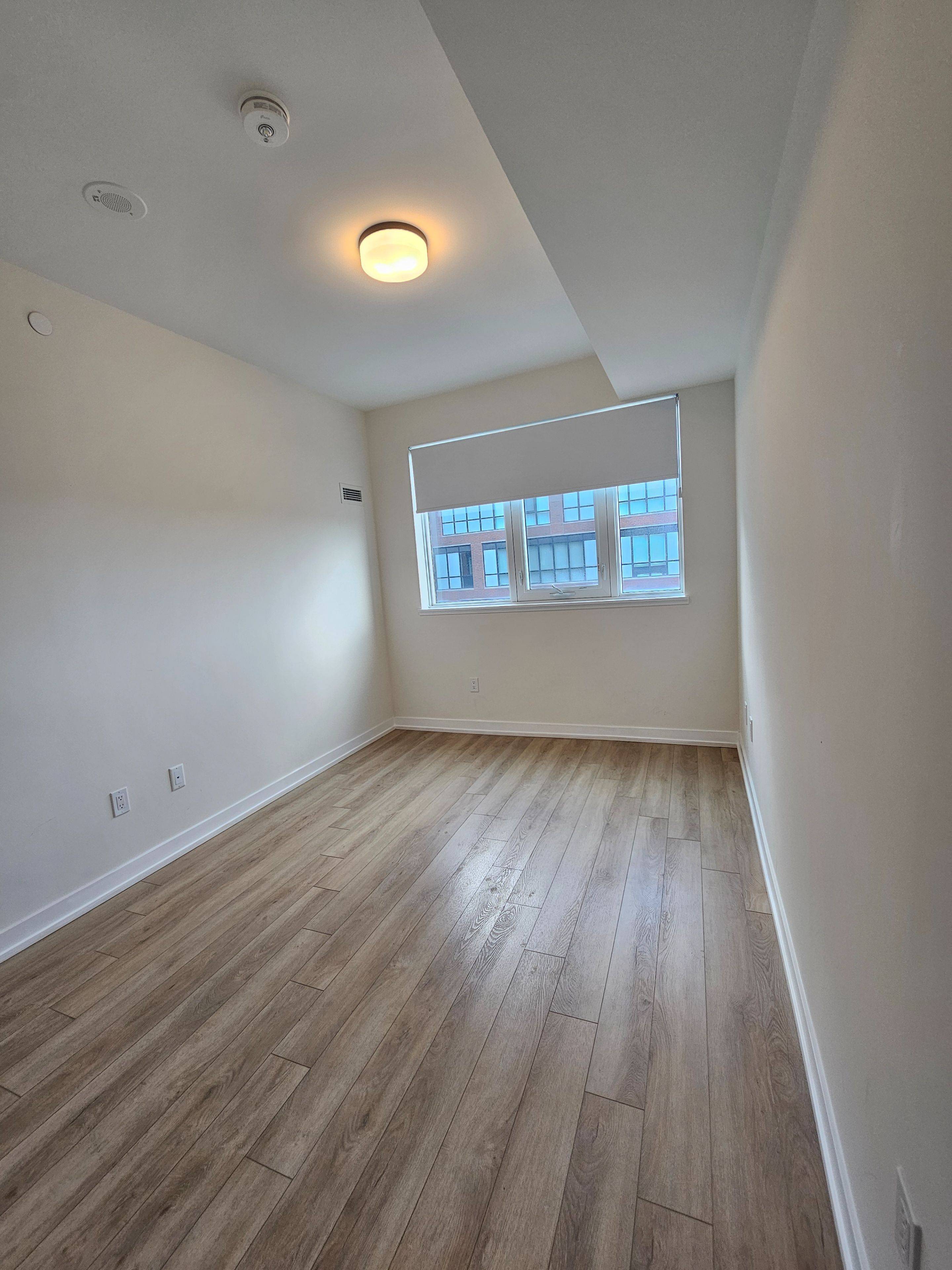 2300 St. Clair AVE W #710, Toronto W02, ON M6N 0B3